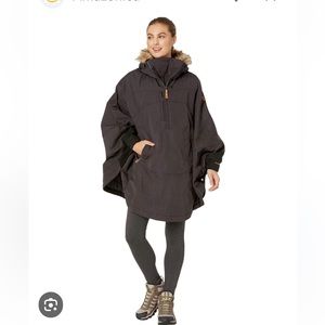 Fjallraven Luhkka insulated cape jacket size Small